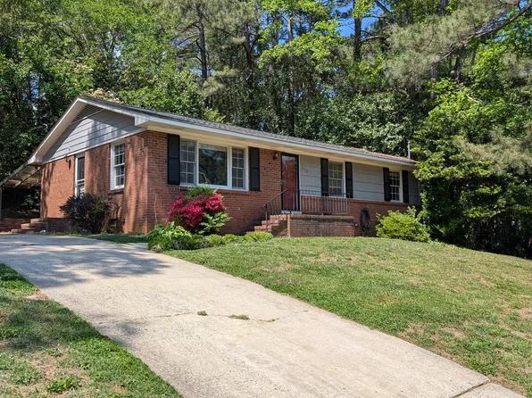 2328 Lawrence Dr, Raleigh, NC 27603