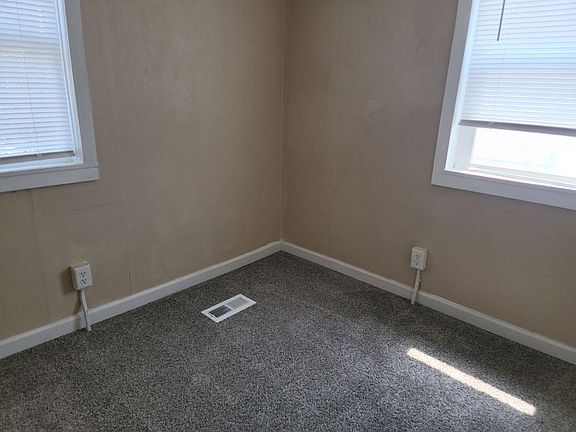 5th image of 685 Randolph Ave #A