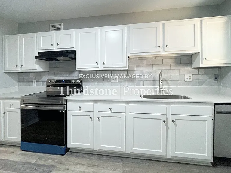 728 Shearer Ave — Photo 4