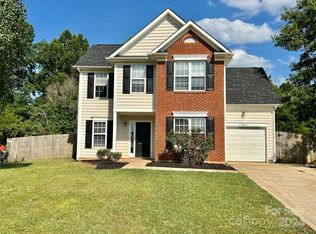 13403 Willow Falls Rd, Charlotte, NC 28215