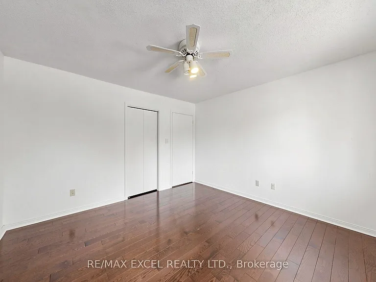 21 Mary Gapper Cres — Photo 43