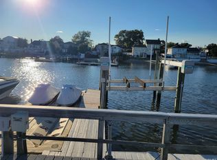 Lee Pl, Bellmore, NY 11710