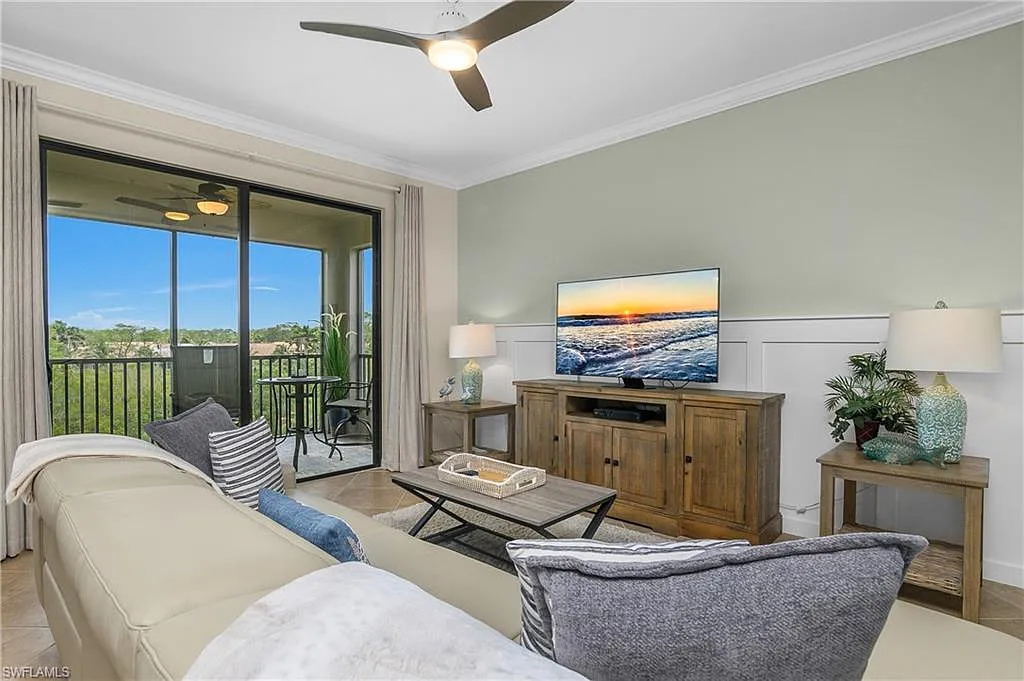 2 bed, 2.0 bath, 1232 sqft, $8,000 — Photo 2
