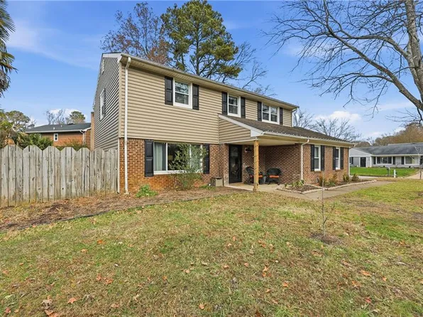 2512 Olympic Ct, Virginia Beach, VA 23453
