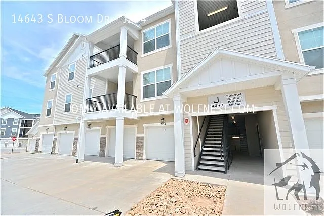 14643 Bloom Dr #J204 — Photo 1