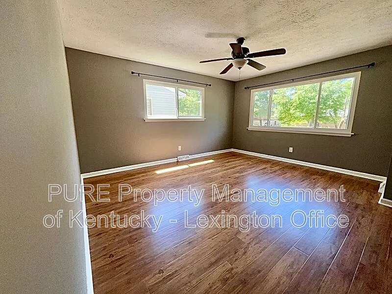 Building Photo - 3628 Bold Bidder Dr #B
