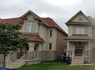 13 Beachville Cir, Brampton, ON L6X 0V3