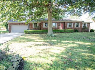 675 Clearview Dr, Madisonville, KY 42431