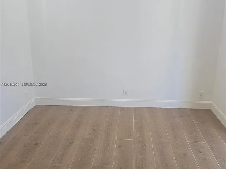 3300 SE 6th St #2 — Photo 7