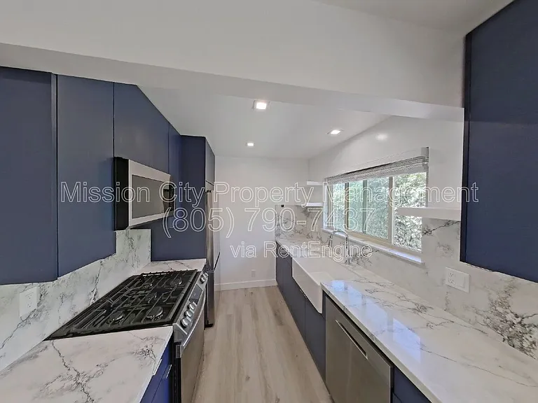 250 Ash Ave #C — Photo 1