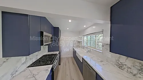 250 Ash Ave #C Photo 1