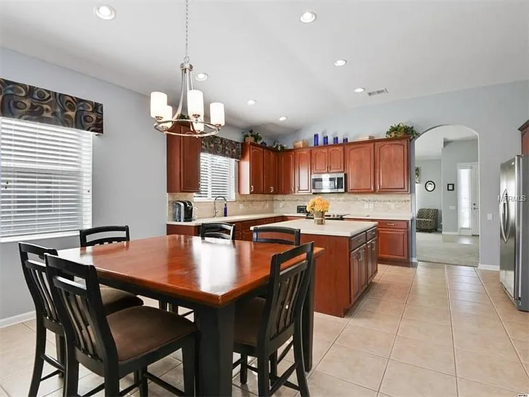 1049 Chatham Break St — Photo 5