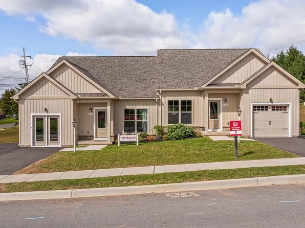 162 Heather Glen Dr, Red Lion, PA 17356