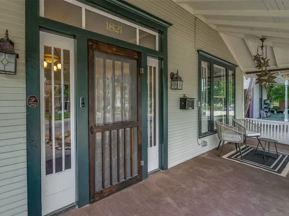 1821 College Ave, Fort Worth, TX 76110