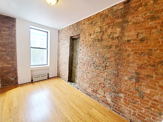 Rented by Ideal Properties Group | media 8