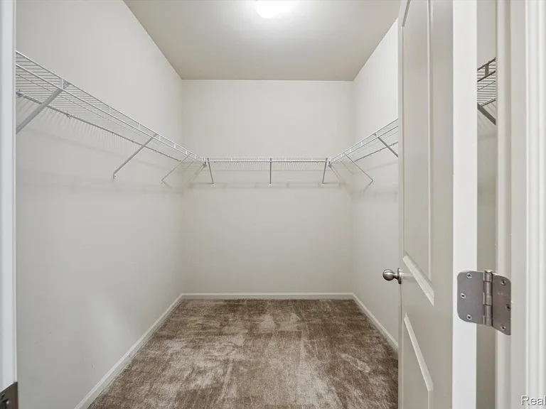 9804 Ridge Run St — Photo 24