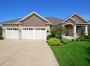 7743 Merrimac Ln N, Maple Grove, MN 55311