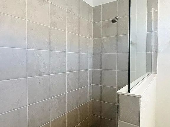 3rd image of 8318 Waterscape Rd