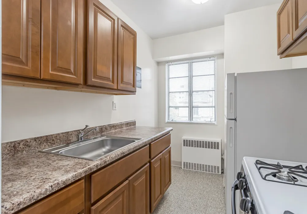 State House Apartments — Photo 4