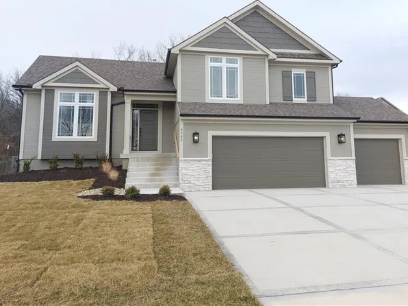 8580 NW 75th Ter, Kansas City, MO 64152