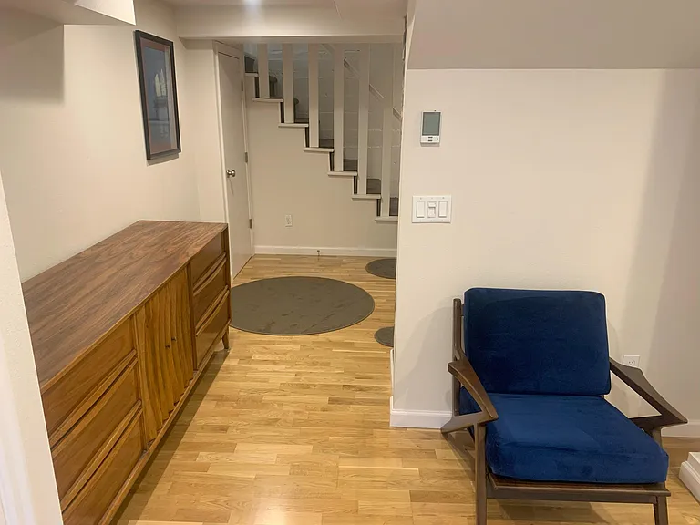 Master Bedroom Hall