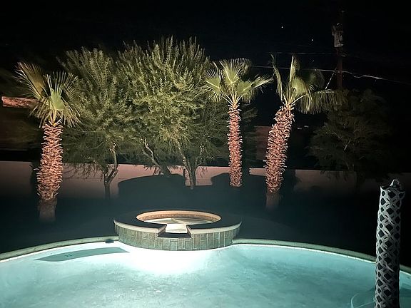3rd image of 3971 Brookside Dr