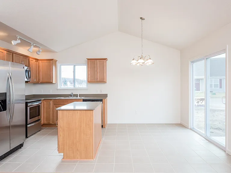 48 Silverlight Way — Photo 6