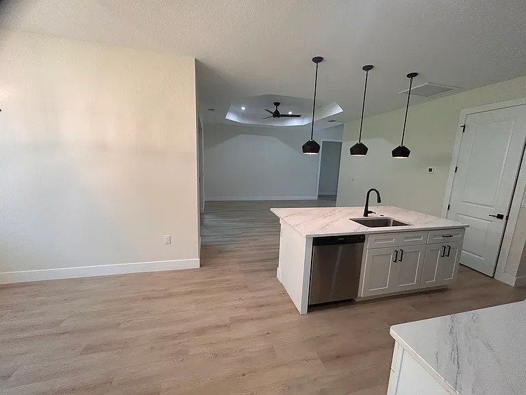 3968 Dominic St — Photo 14
