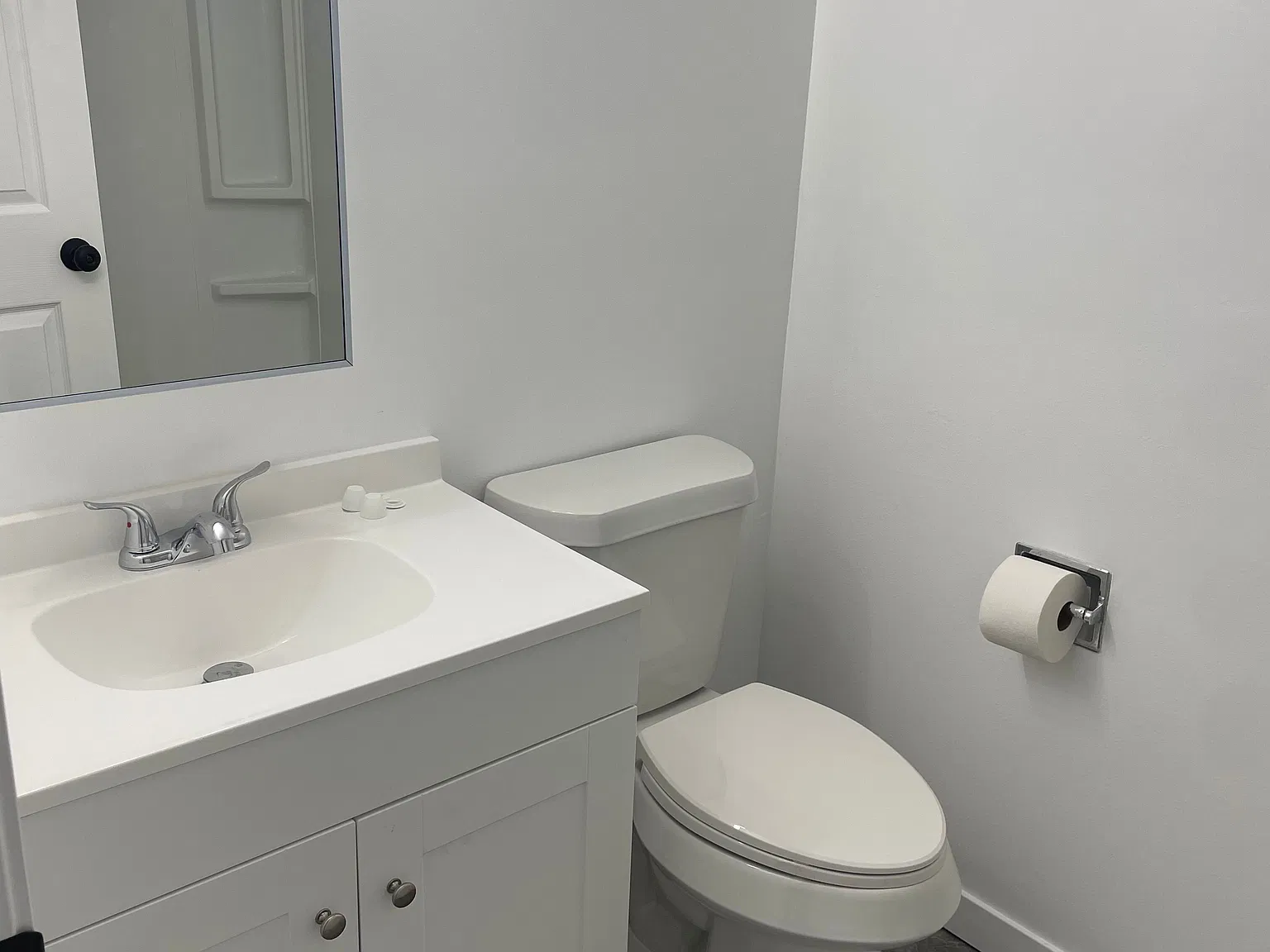2 bed, $895 — Photo 2