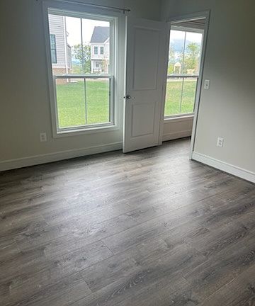 3rd image of 42577 Moon Hill Dr #1