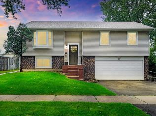 138 Jacobsen Ave, Glendale Heights, IL