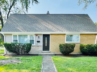 8954 Southfield Dr, Bridgeview, IL 60455