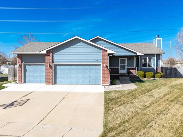 1382 N Aksarben Ct, Wichita, KS 67235