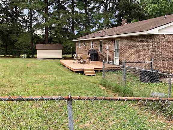 4th image of 205 Pilot Hill Dr