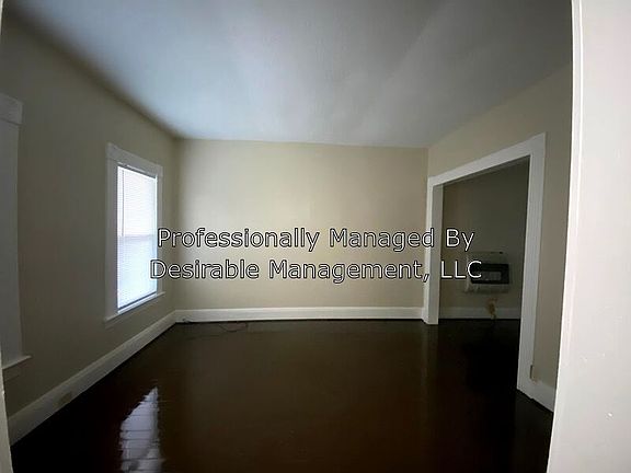 3rd image of 752 18th St