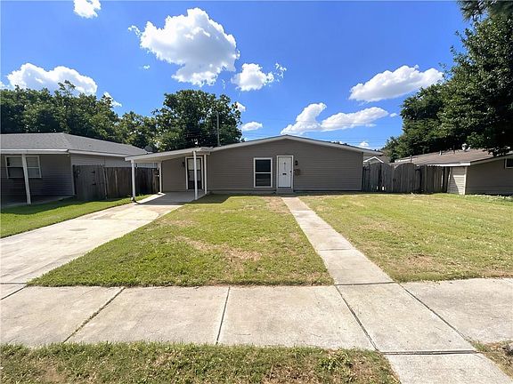 3rd image of 440 W Butterfly Cir