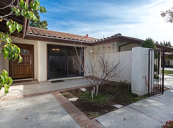 3rd image of 3986 Avenida Verano
