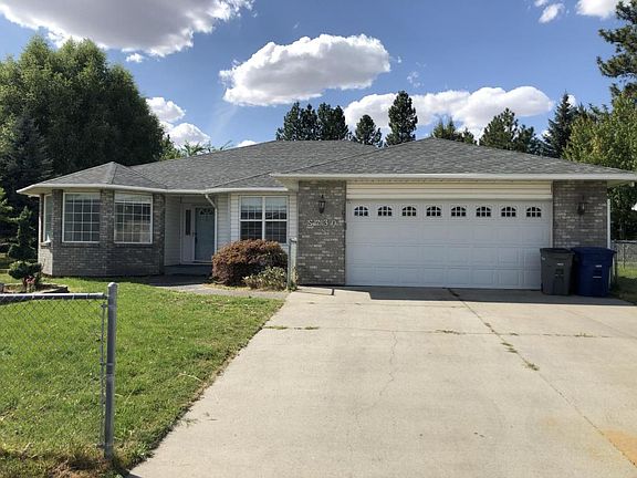 3rd image of 730 S Pine View Dr
