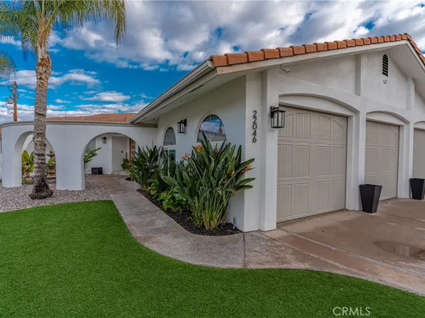 22046 San Joaquin Dr W, Canyon Lake, CA 92587