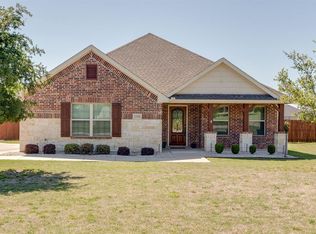 108 Cheyenne Trail S, Newark, TX 76071