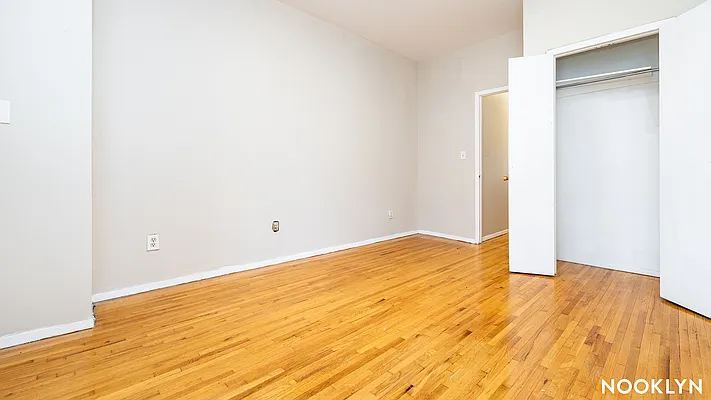 Rented by Nooklyn NYC LLC | media 6