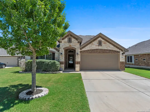 2013 Carter Ln, New Braunfels, TX 78130
