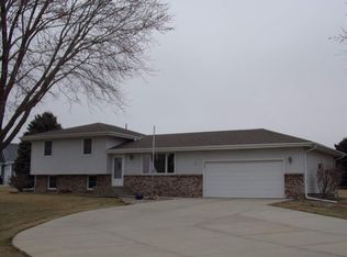 3920 87th St, Columbus, NE 68601