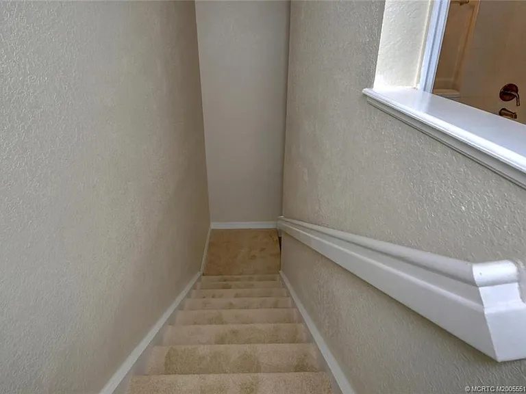 44 SE Sedona Cir #201 — Photo 33