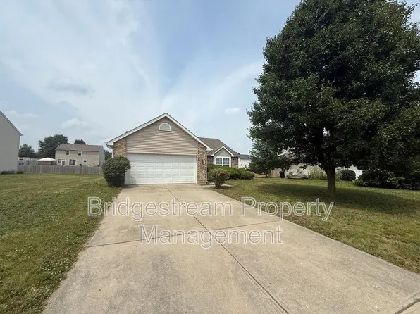 8694 Plum Creek Ct, Franklin, OH 45005