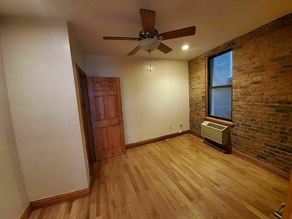 4th image of 536 E 6th St APT 4