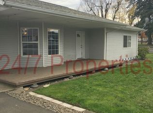 103 W 5th St, Molalla, OR 97038