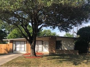 330 Laddie Pl, San Antonio, TX 78201