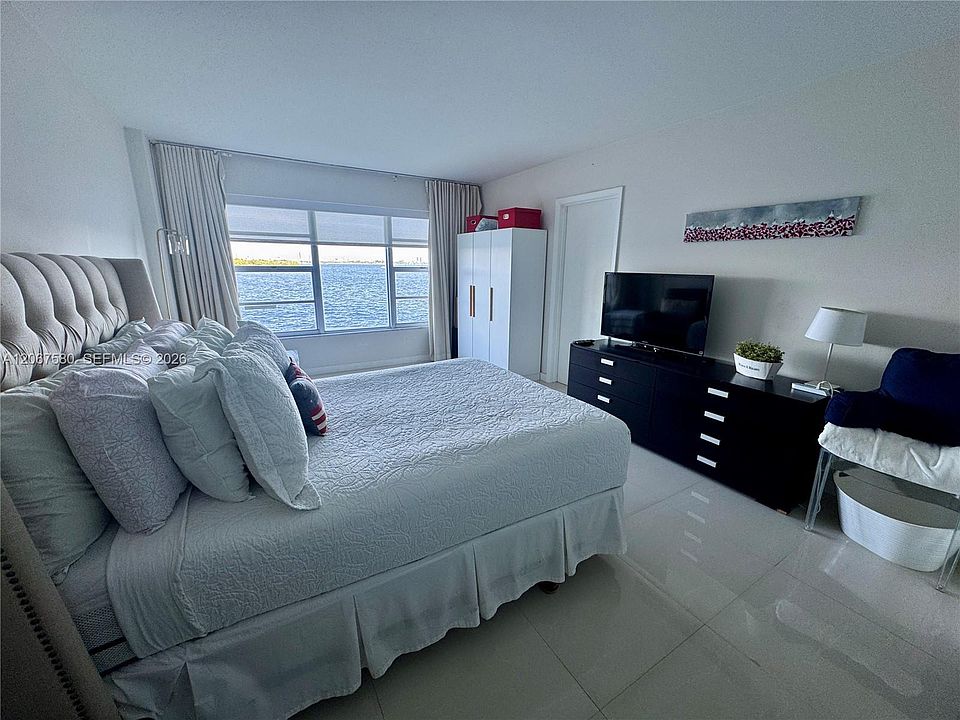 1st image of 11111 Biscayne Blvd #2B