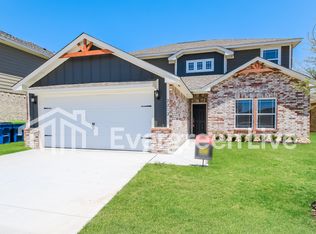 2212 Rosewood Ln, El Reno, OK 73036